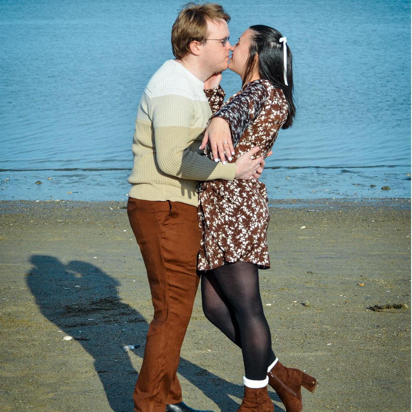 Thank you to Dee for these wonderful engagement photos! Go check out more of her work at @betweenthemomentsphotography on socials or https://betweenthemomentsphotography.pixieset.com