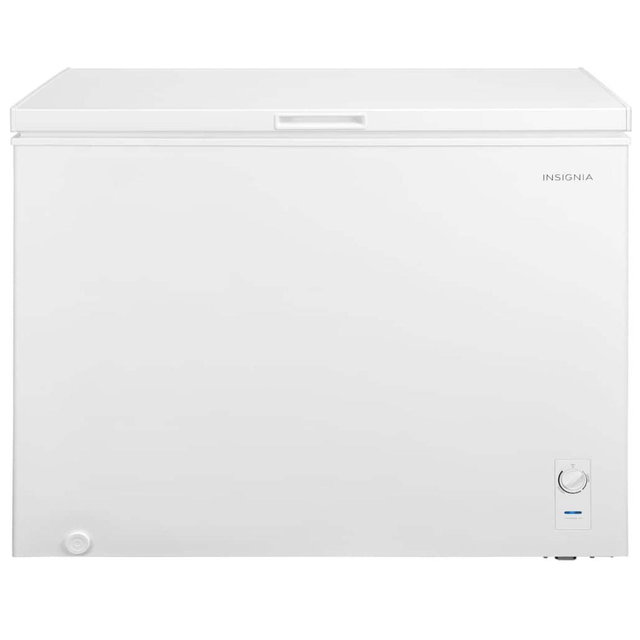 Insignia™ - 10.4 Cu. Ft. Garage-Ready Chest Freezer - White