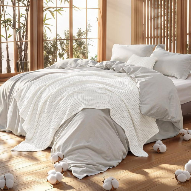 Bedsure 5 Pieces Cotton Comforter Set with Cotton Waffle Throw Blanket - Beige Queen Comforter, Pillow Shams, White Cooling Blanket of Rayon Derived from Bamboo for Hot Sleepers, Throw Pillow