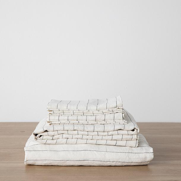 Linen Sheet Set With Pillowcases - Pencil Stripe