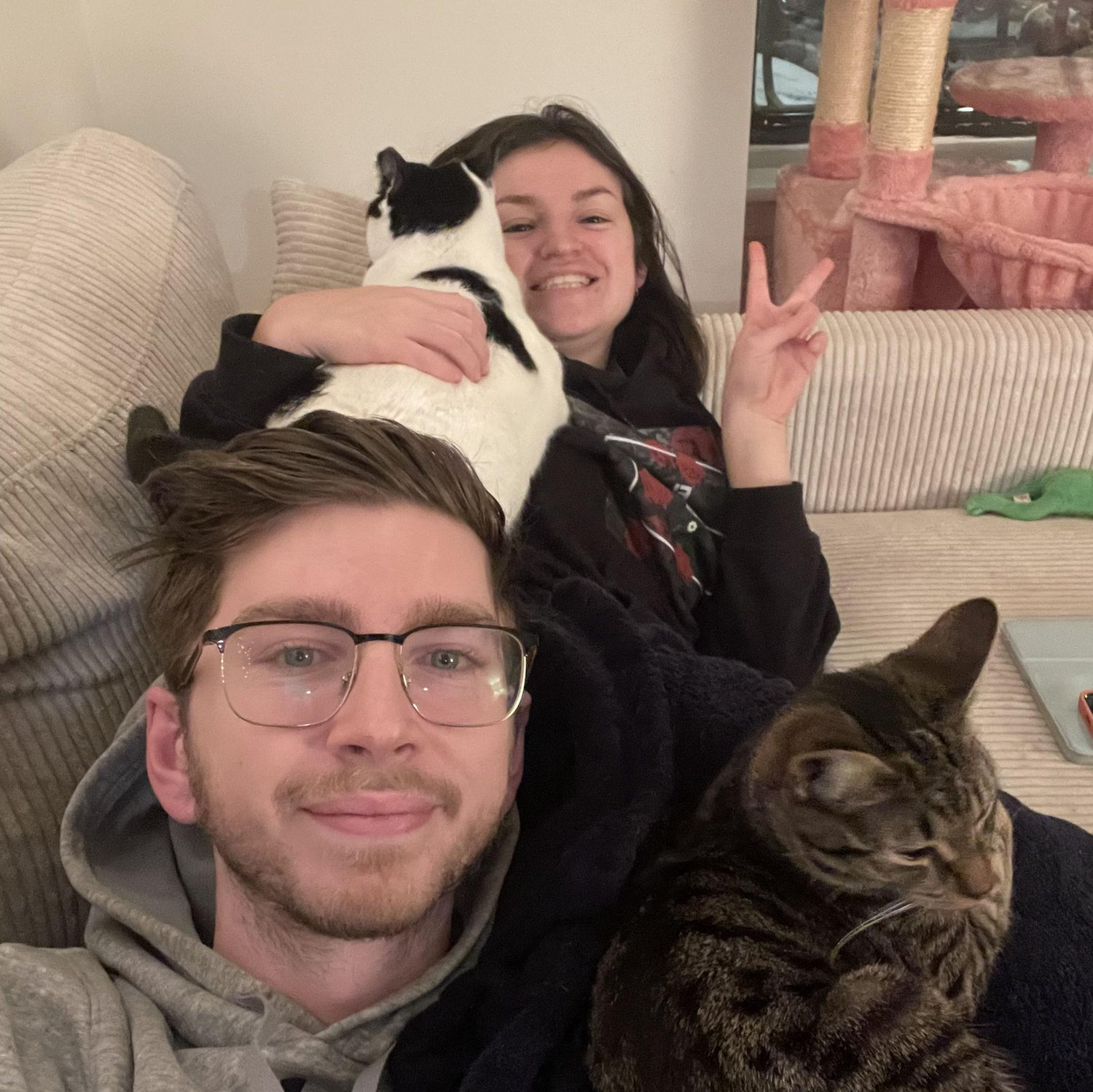 Us feat. Sushi & Raggy