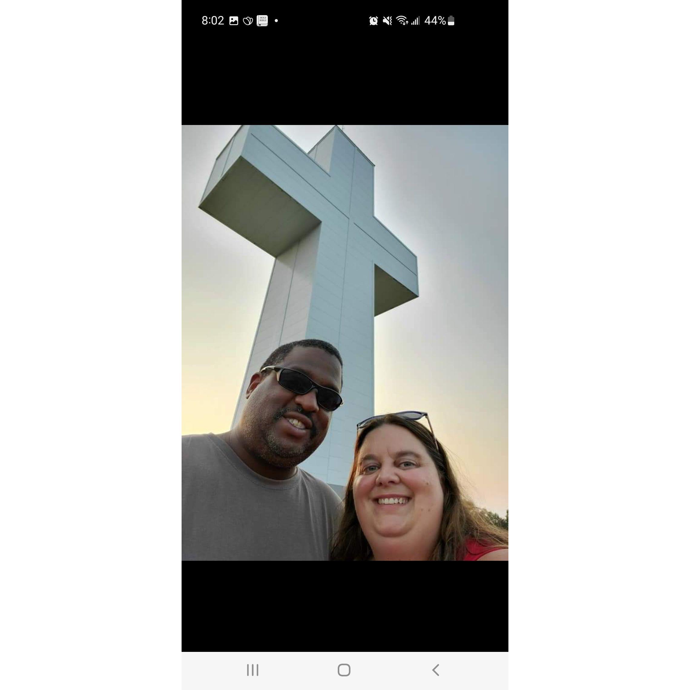 Seeing Sidewalk Prophets at the cross in Southern IL