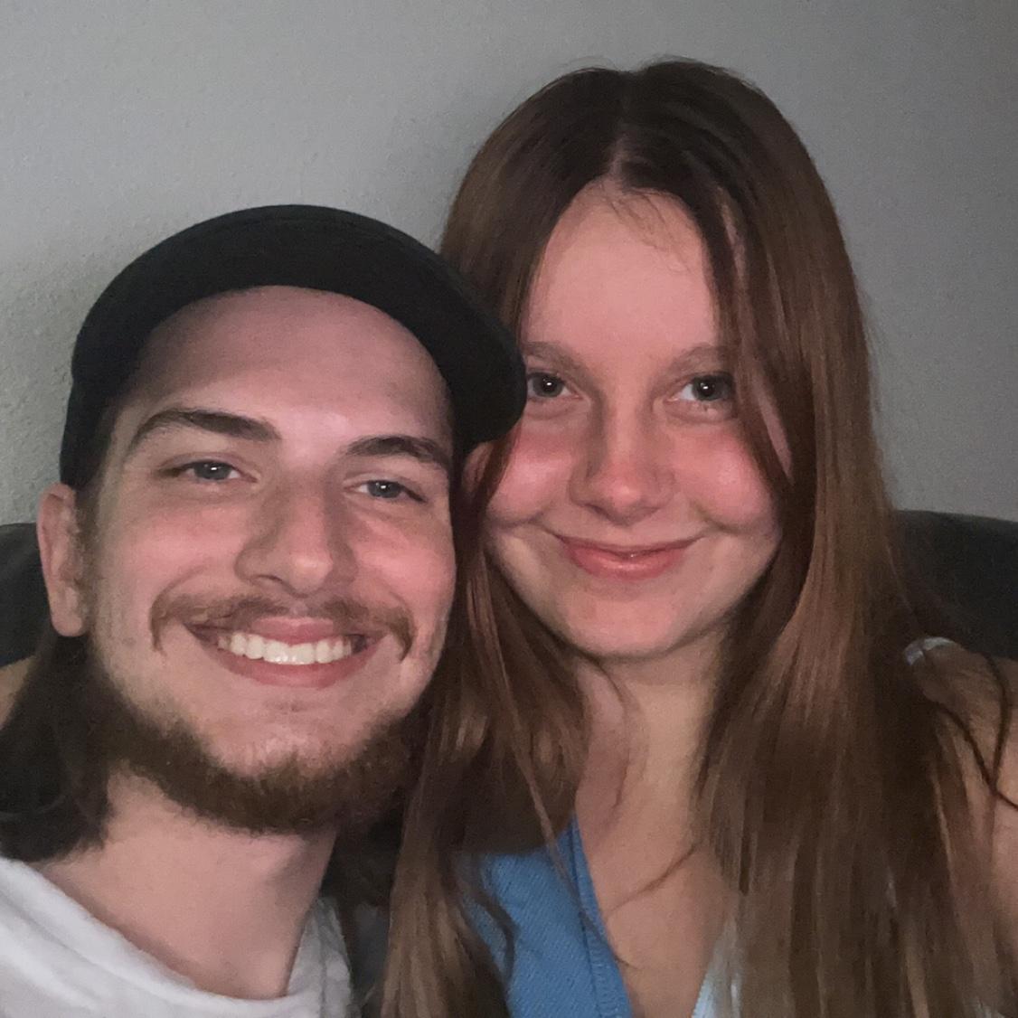 Day @ home together🖼️