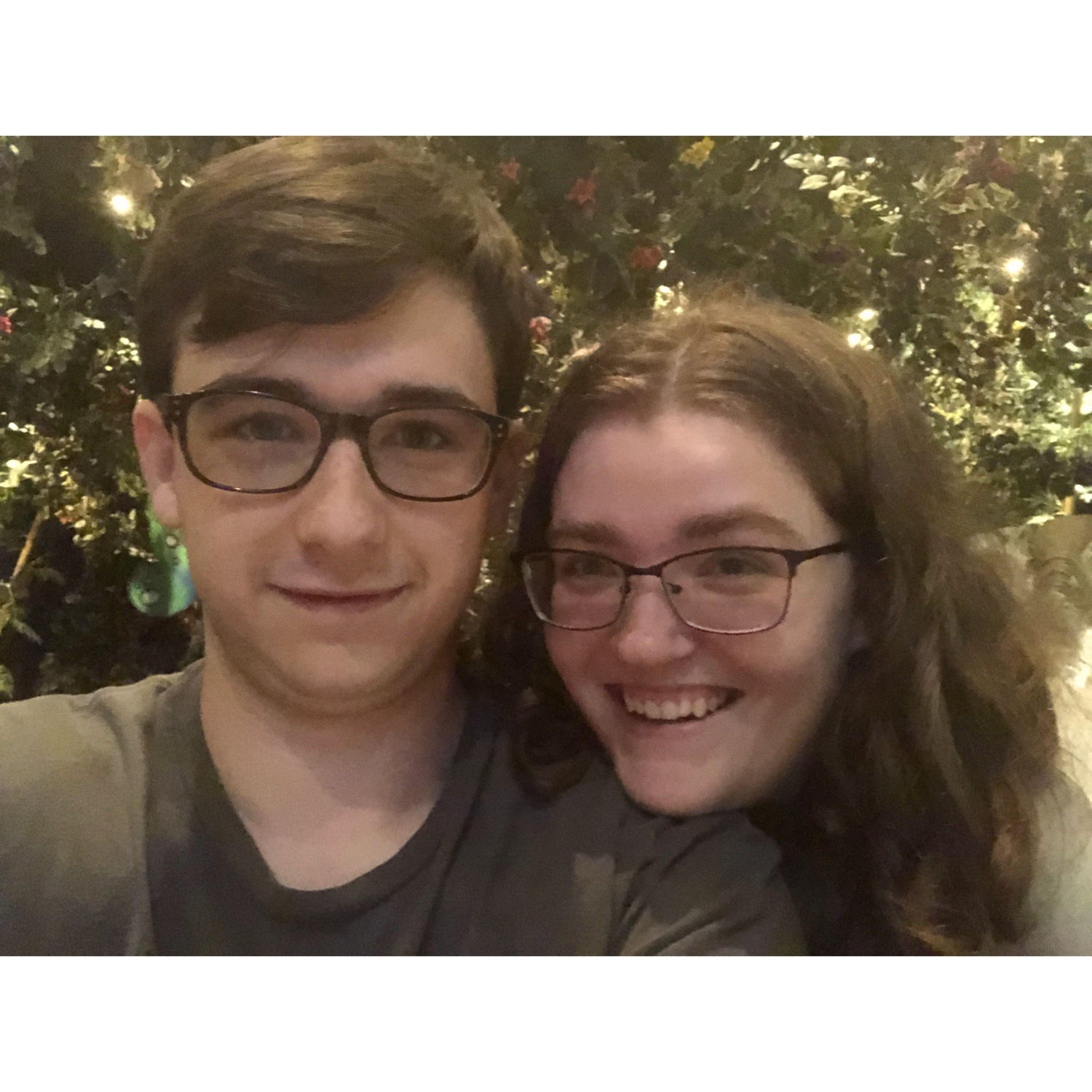 "Just because" date at Rainforest cafe for the volcano cake in Katy Mills, 2021