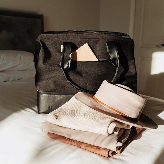 The Weekender black