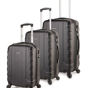 TravelCross Chicago Luggage 3 Piece Lightweight Spinner Set - Black