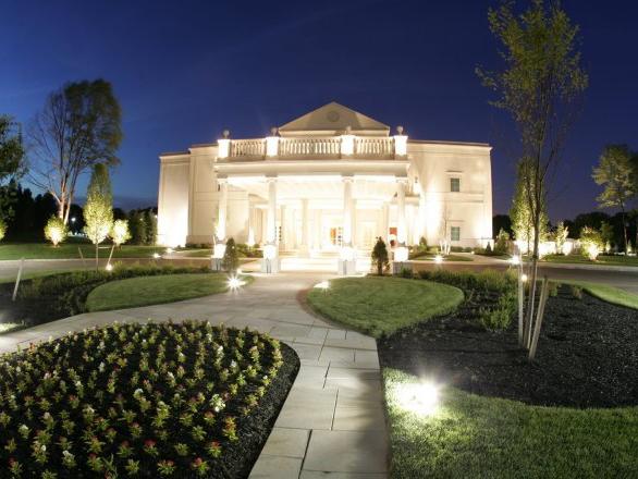 The Wedding Website of Meaghan Lynch and Rich Monastero
