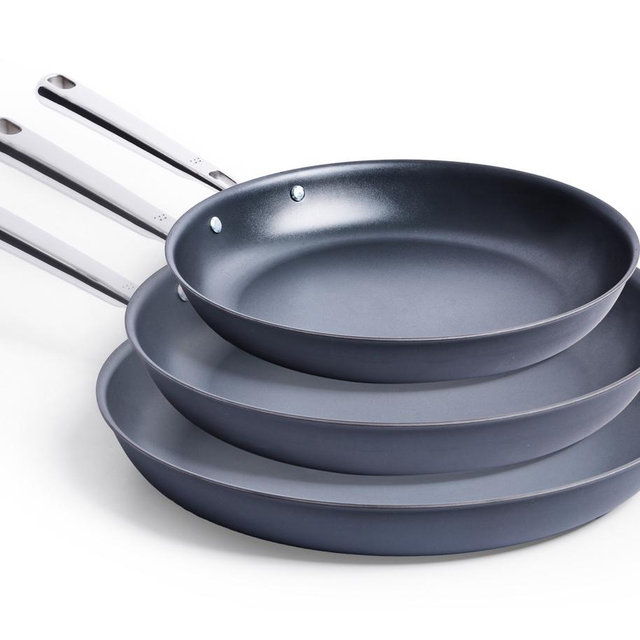 Carbon Nonstick™ Frying Pan