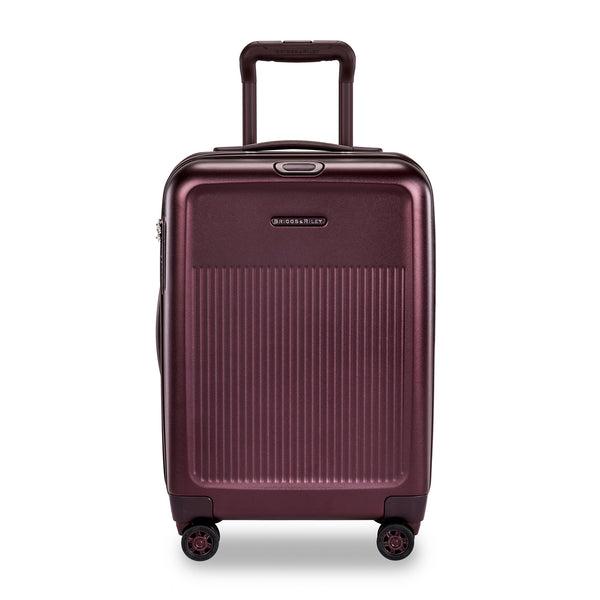 International 21" Carry-On Expandable Spinner