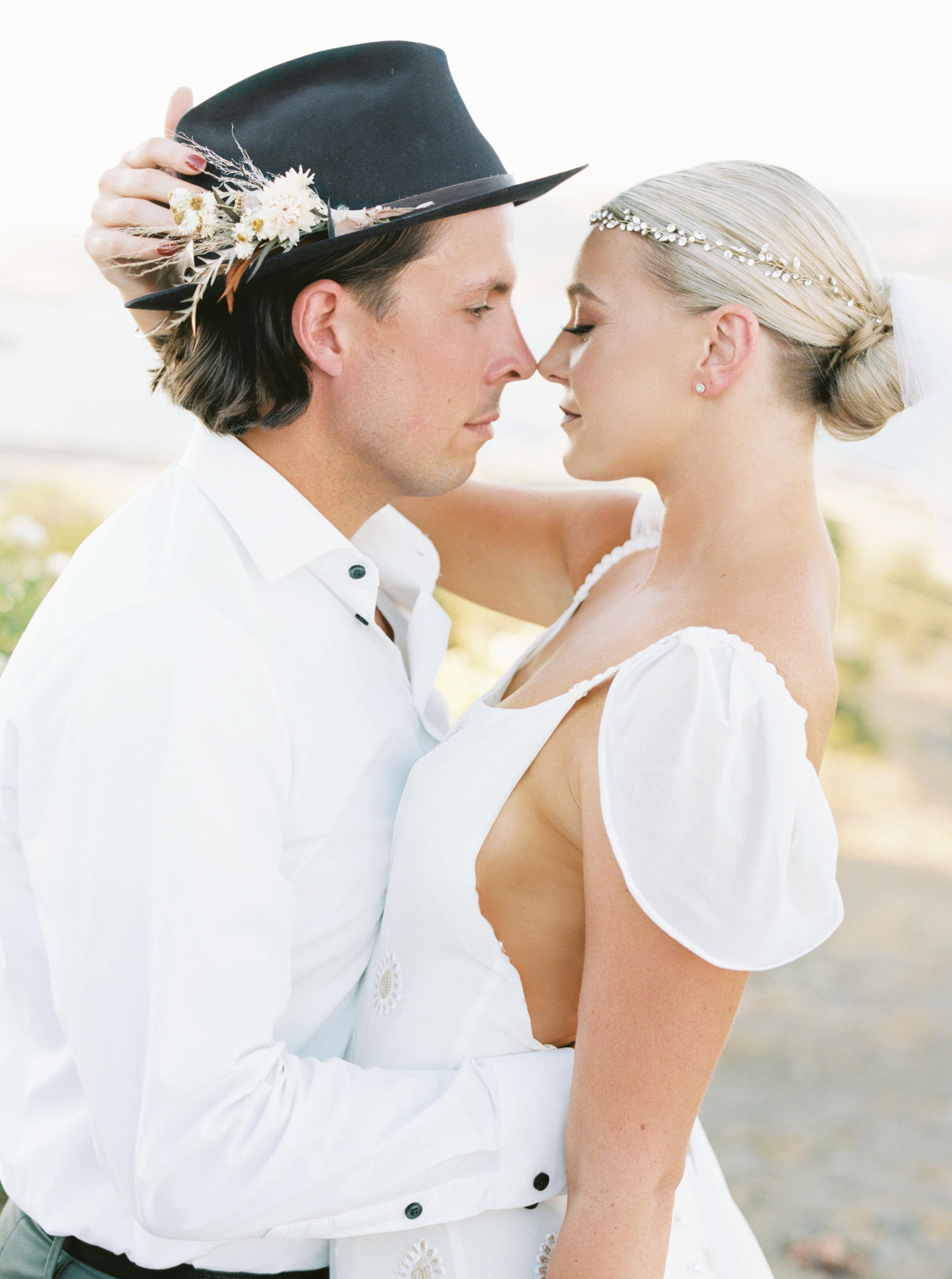 The Wedding Website of Ellena Woodhams and Anton Sweet