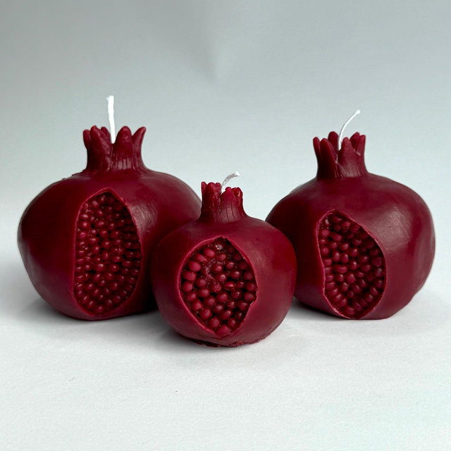 Pomegranate Soy Wax Candle: Handmade Fruit Home Decor