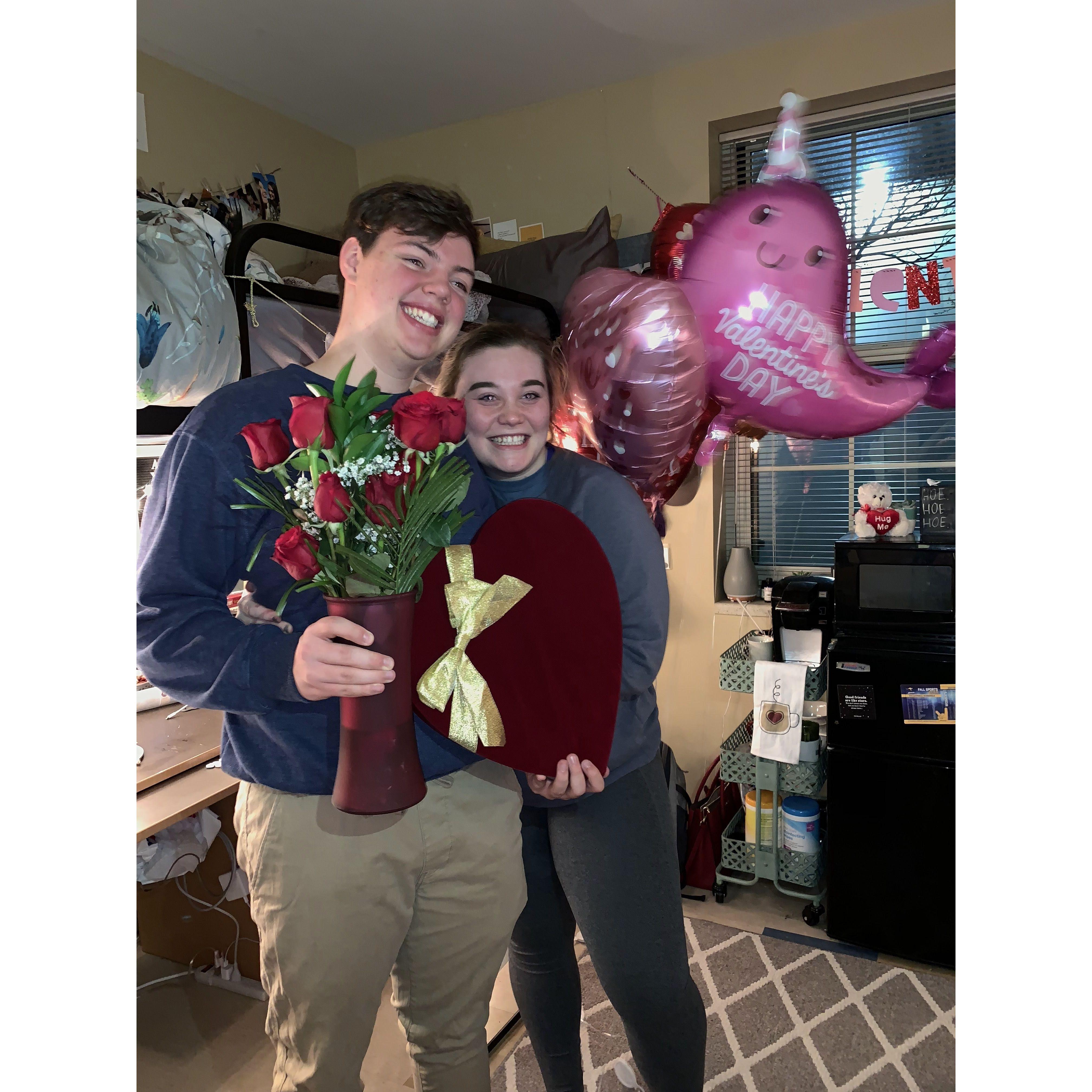 Garrett surprised Lauren in her dorm for Valentine's Day 2019
