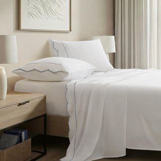 Brielle Scalloped Edge 4-Piece Sheet Set
