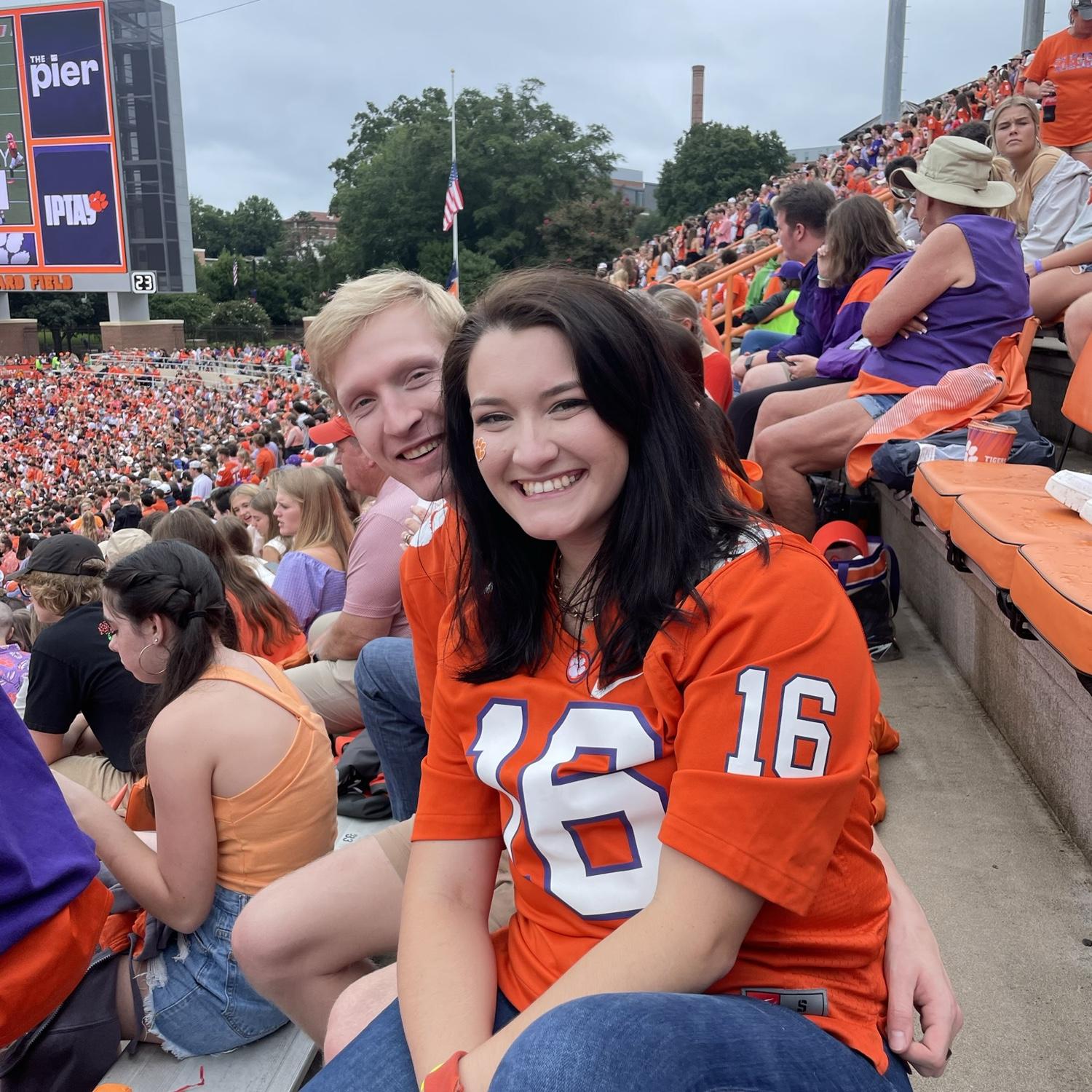 September 10, 2022
Lila's last first game of the season as a student! Go tigers!