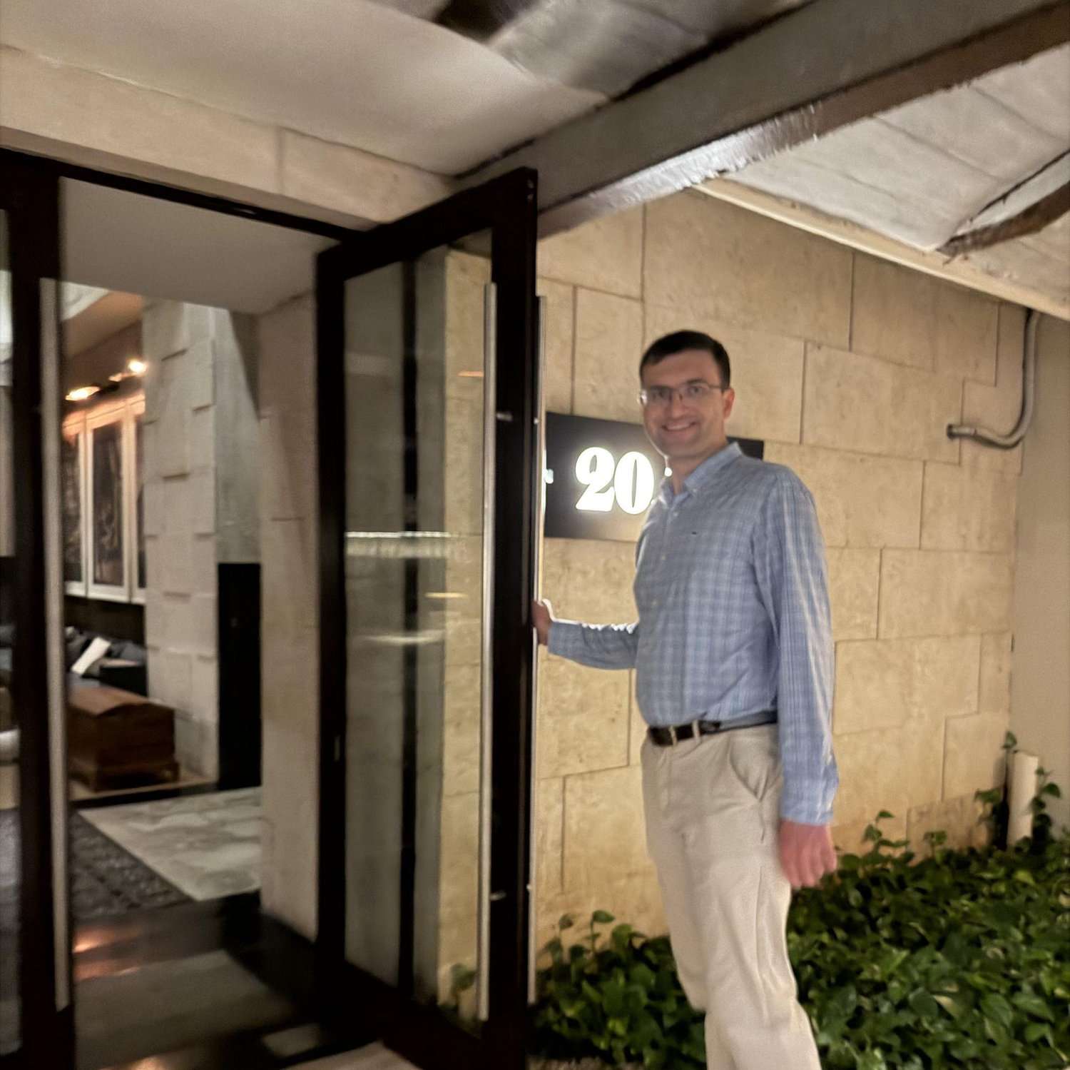 Unico 2087