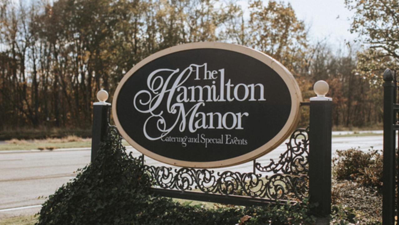 The Wedding Website of Amanda Barnabie and Chad Troughton