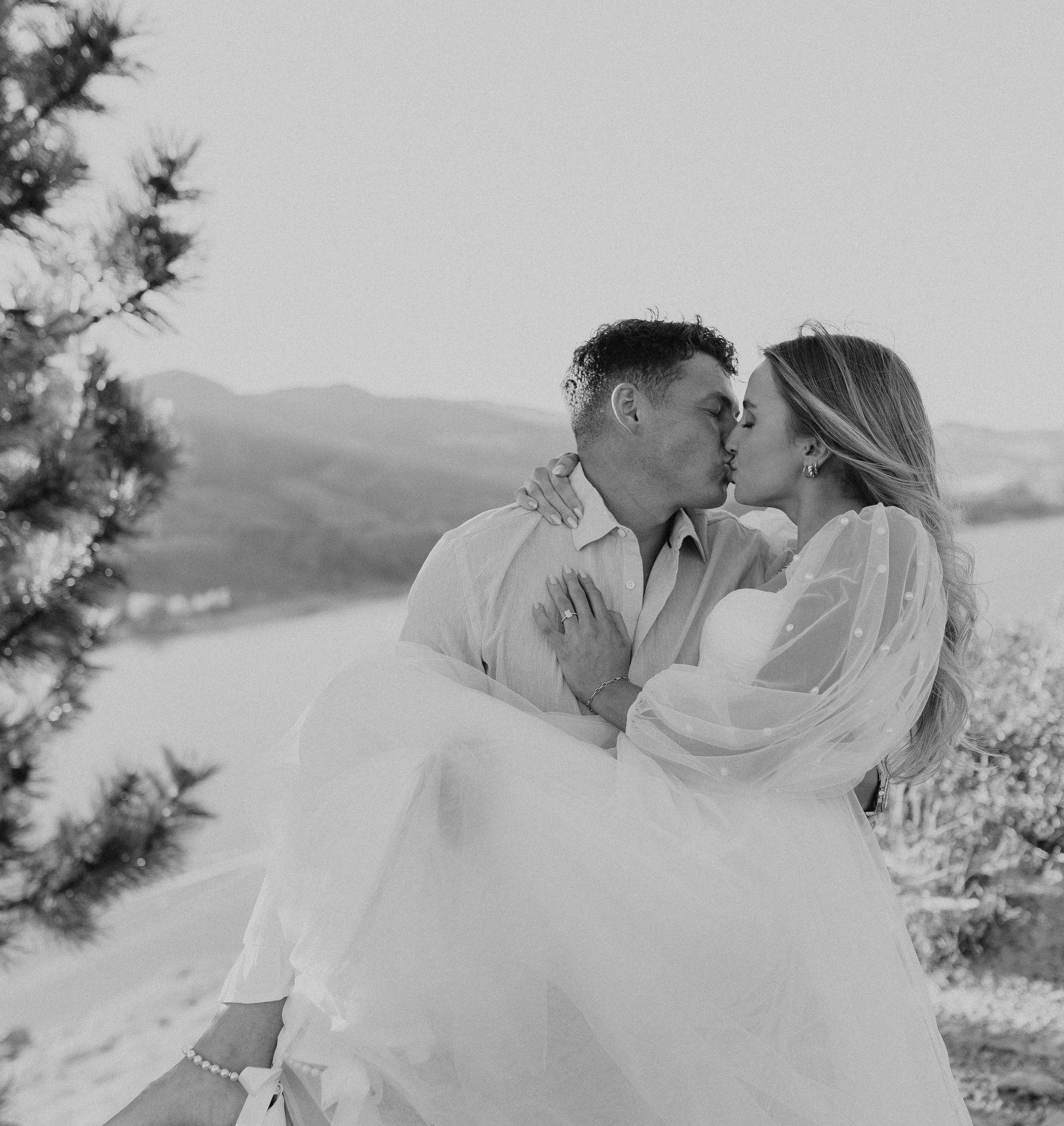 The Wedding Website of Lauryn Arnold and Taylor O'Connell