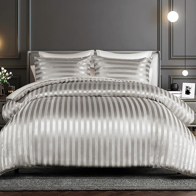 Whale Flotilla 3-Piece Reversible Silky Soft King Size Comforter Set, Luxury Stripe Satin Oversized Comforter Bedding Set with 2 Satin Pillowcases, Lightweight Duvet for All Seasons, Grey