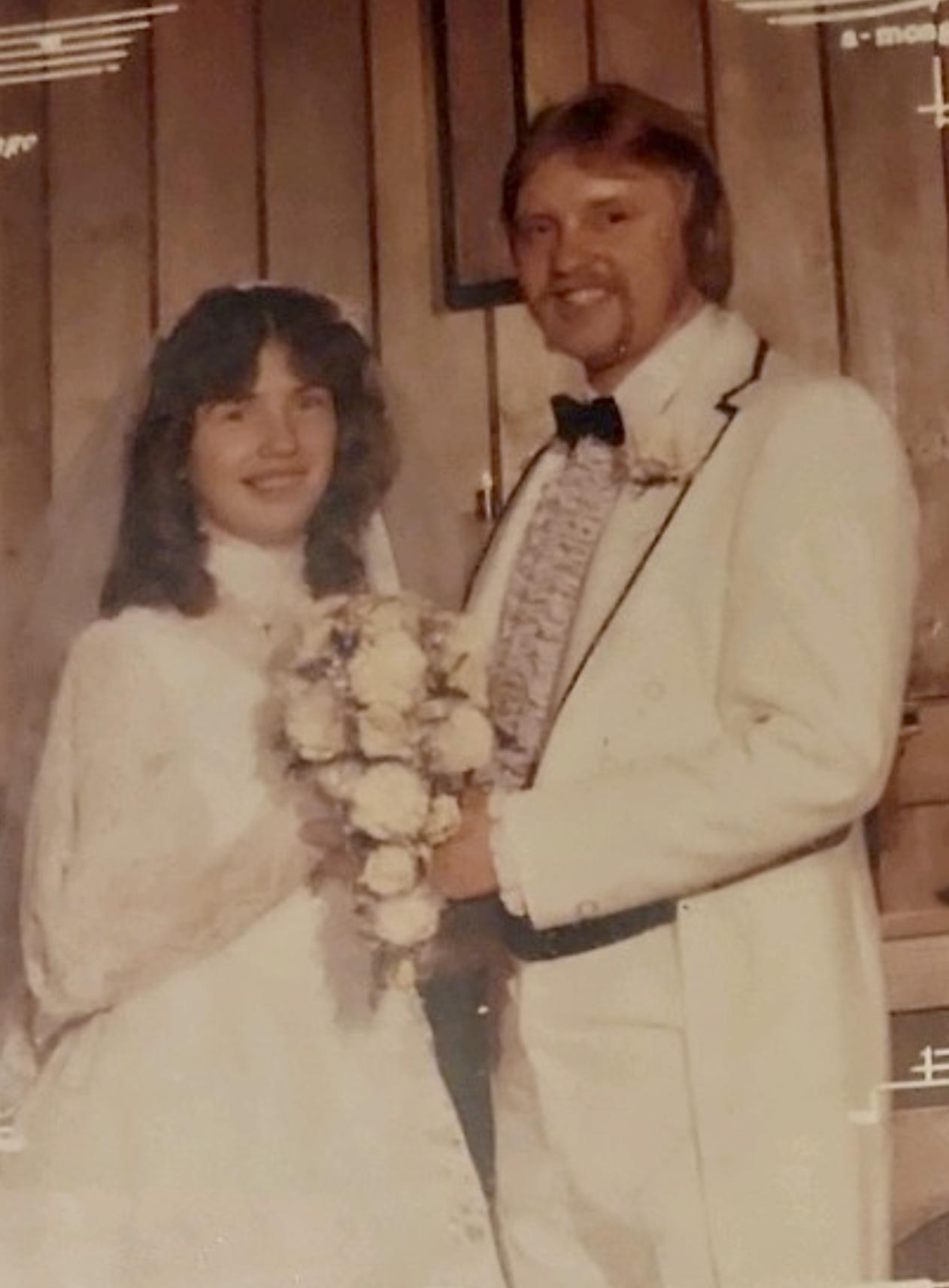 Lenny’s Parents - Larry Sr. and Lori Boysen married in 1983!