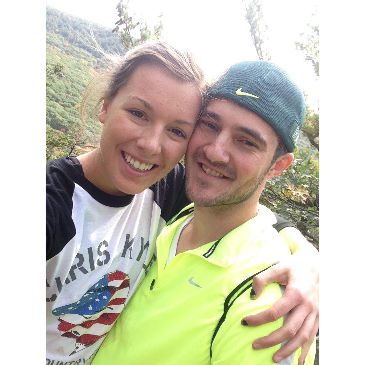 Hiking at Devils Lake