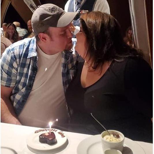 What's an Anniversary without Cake?

 5yrs down, Forever to Go!