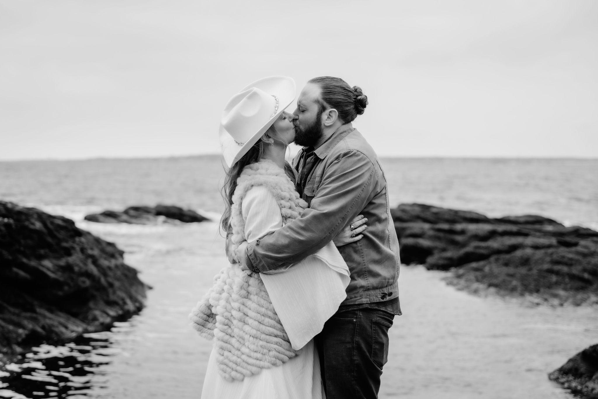 c727cf7e-d861-44e7-8357-3d00ca845888