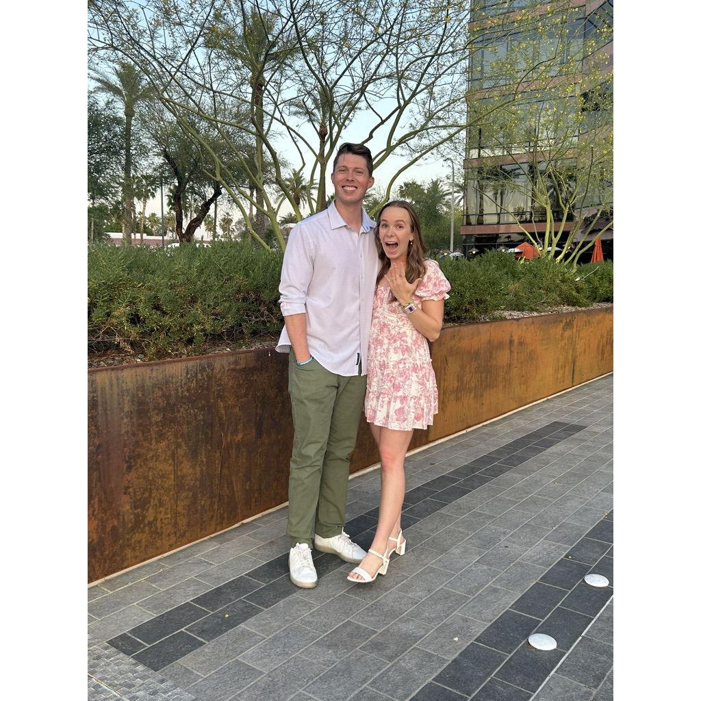 ENGAGED yayayayyy!