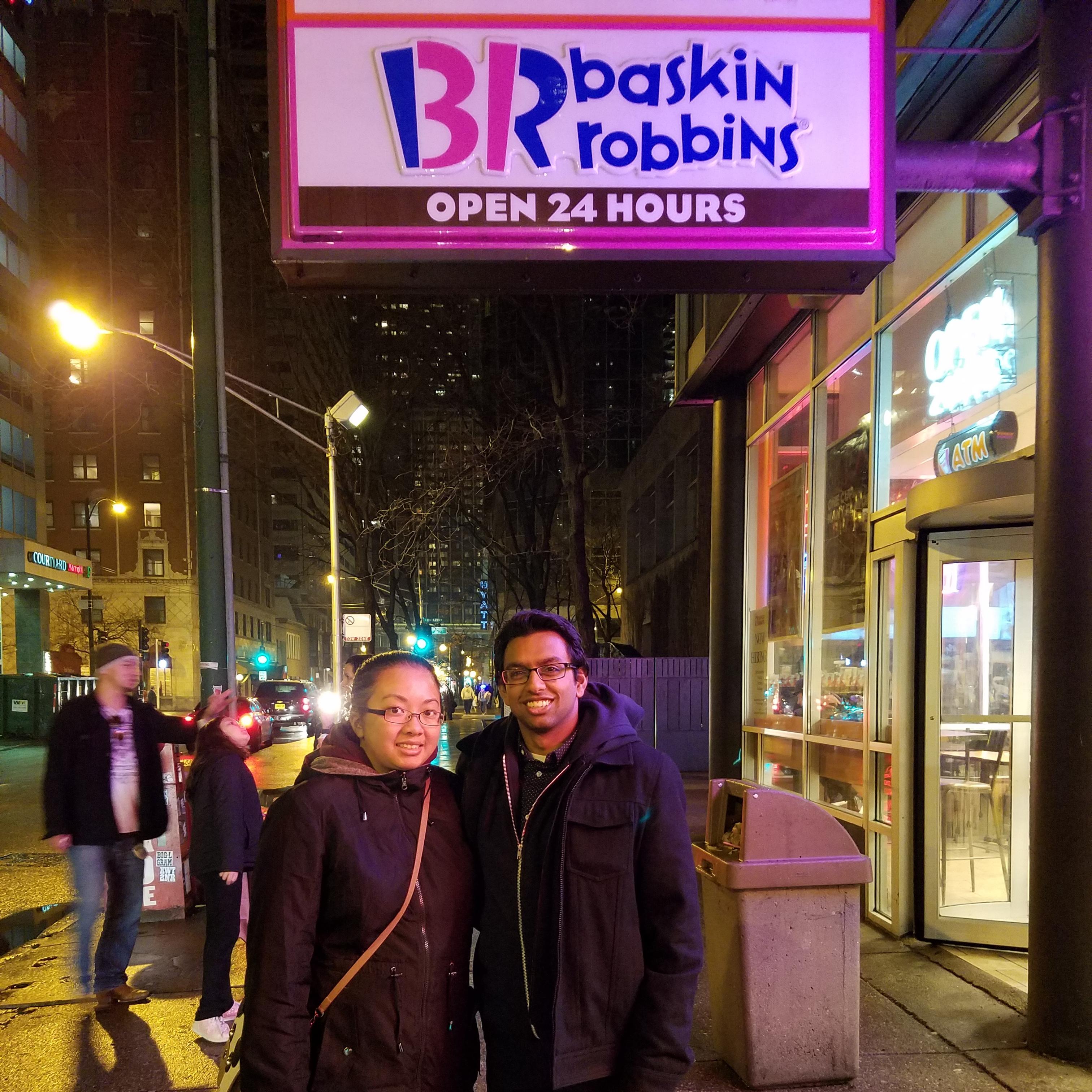 24 Hours Baskin Robbins in Chicago, IL
