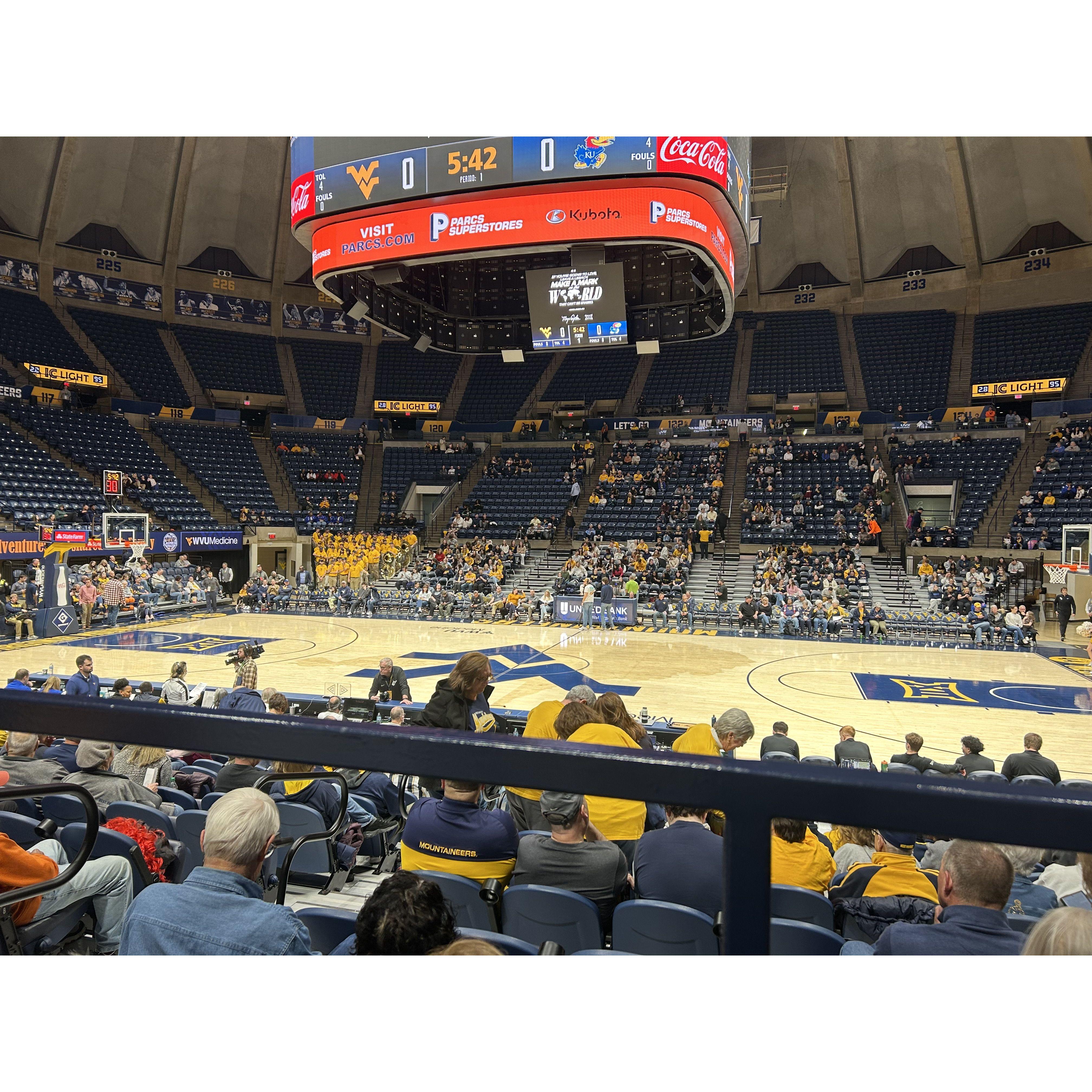 We really enjoyed watching our women's team this season!
