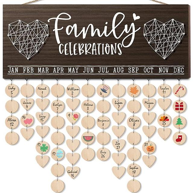 Birthday Gifts for Mom Grandma from Daughter, Wooden Family Birthday Reminder Calendar Board Wall Hanging DIY Birthday Tracker Plaque with 120 Tag, Best Dad Mom Grandma Gifts for Mothers Day Christmas