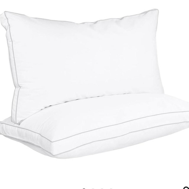 Utopia Bedding Bed Pillows for Sleeping King Size (White), Set of 2, Cooling Hotel Quality, Gusseted Pillow for Back, Stomach or Side Sleepers