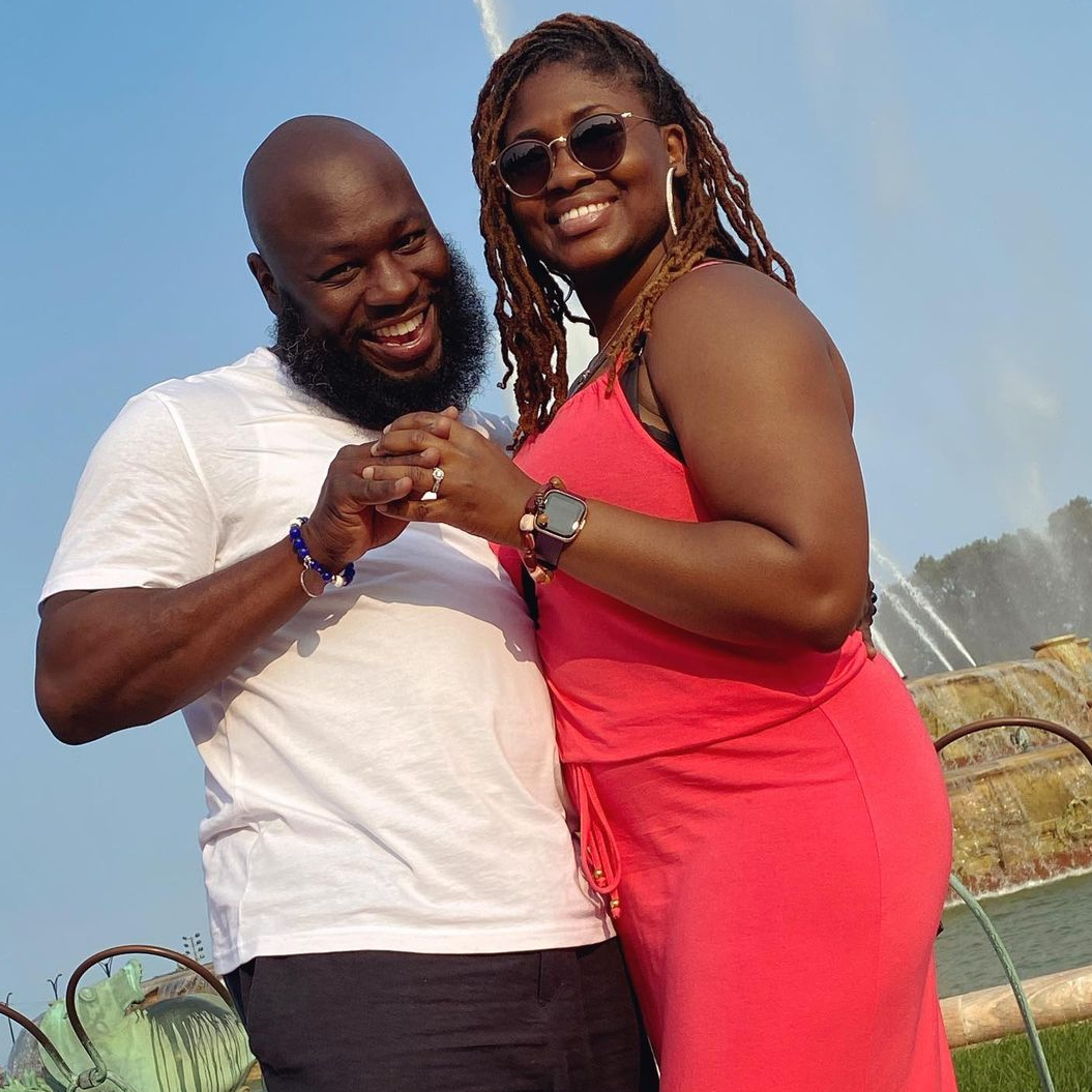 1 week before "I do" (Buckingham Fountain)