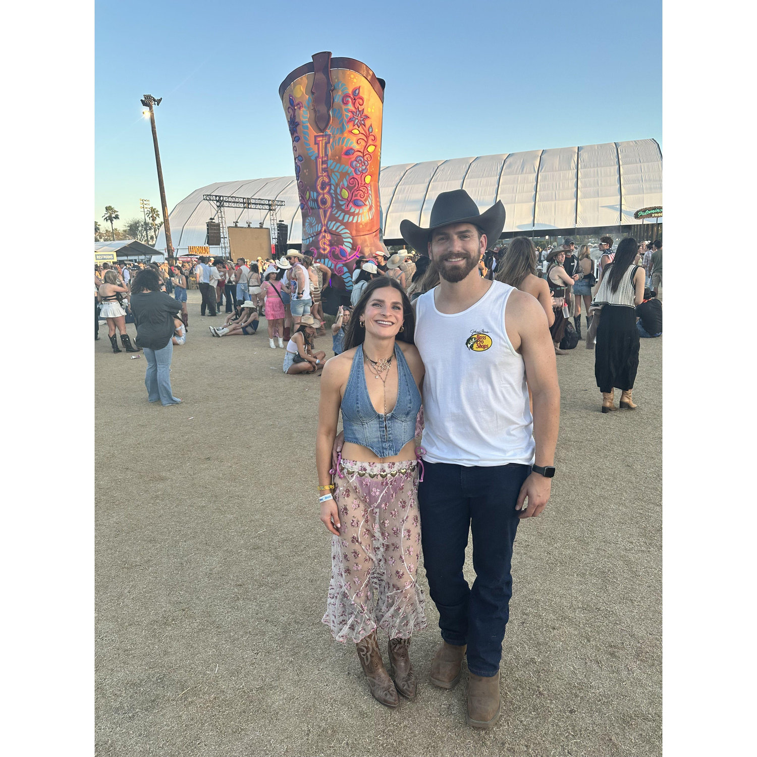 Day 2 at Stagecoach! We loved seeing Willie Nelson, Ernest, Post Malone and Miranda Lambert!