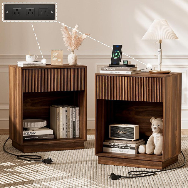 Fluted Nightstands Set of 2, Night Stand with Charging Station, Modern Bed Side Table with Drawer and Storage Shelf, Wood Mid Century End Table for Bedroom Living Room (Walnut)
