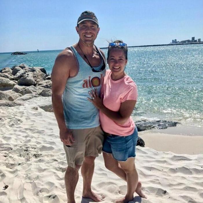 A lovely family witnessed our proposal and was nice enough to come take our picture afterwards!
Alabama Point is now officially our FAVORITE spot to visit!