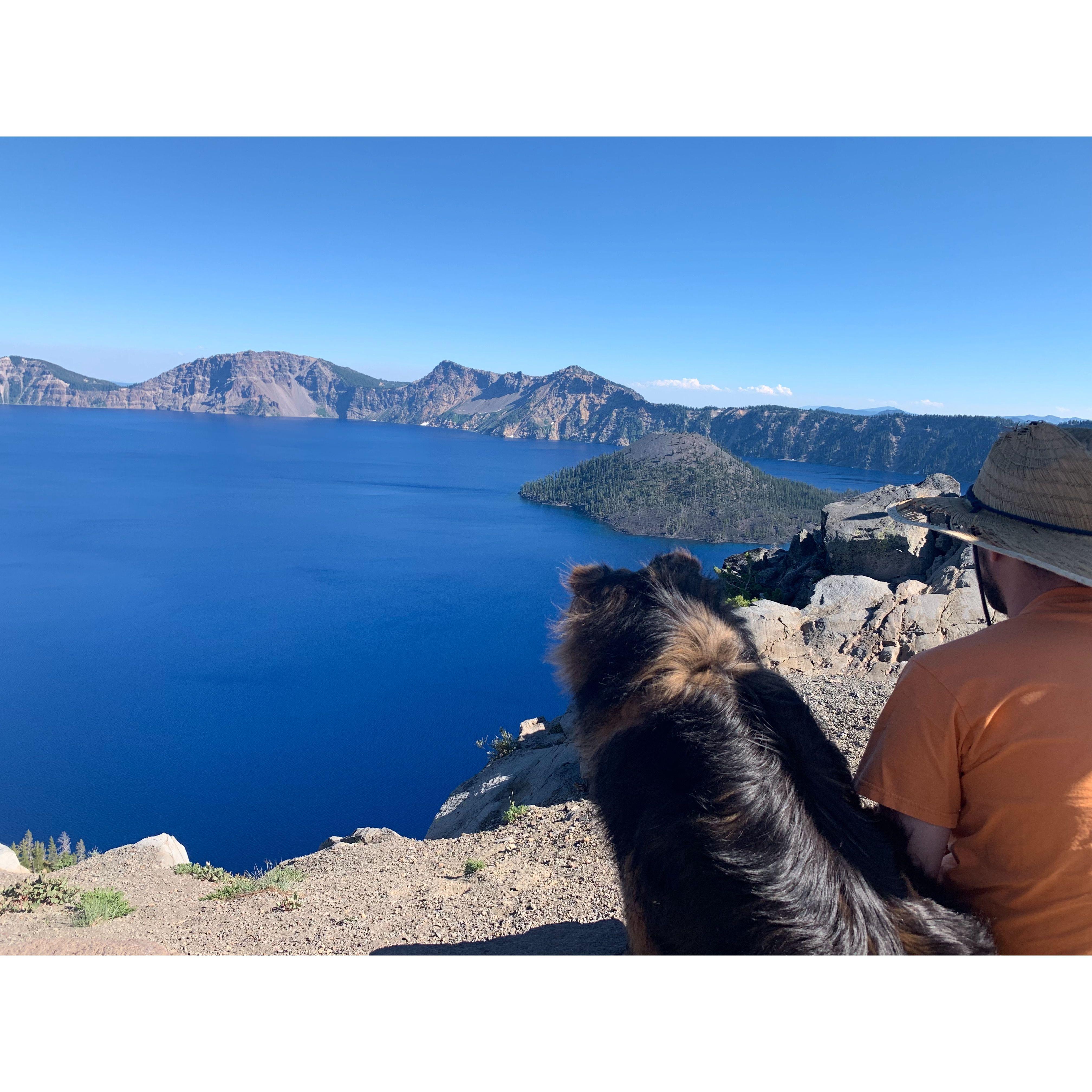 Epic 1st road trip around Oregon in 2018 with pit stop at Crater Lake to hand with the chipmunks