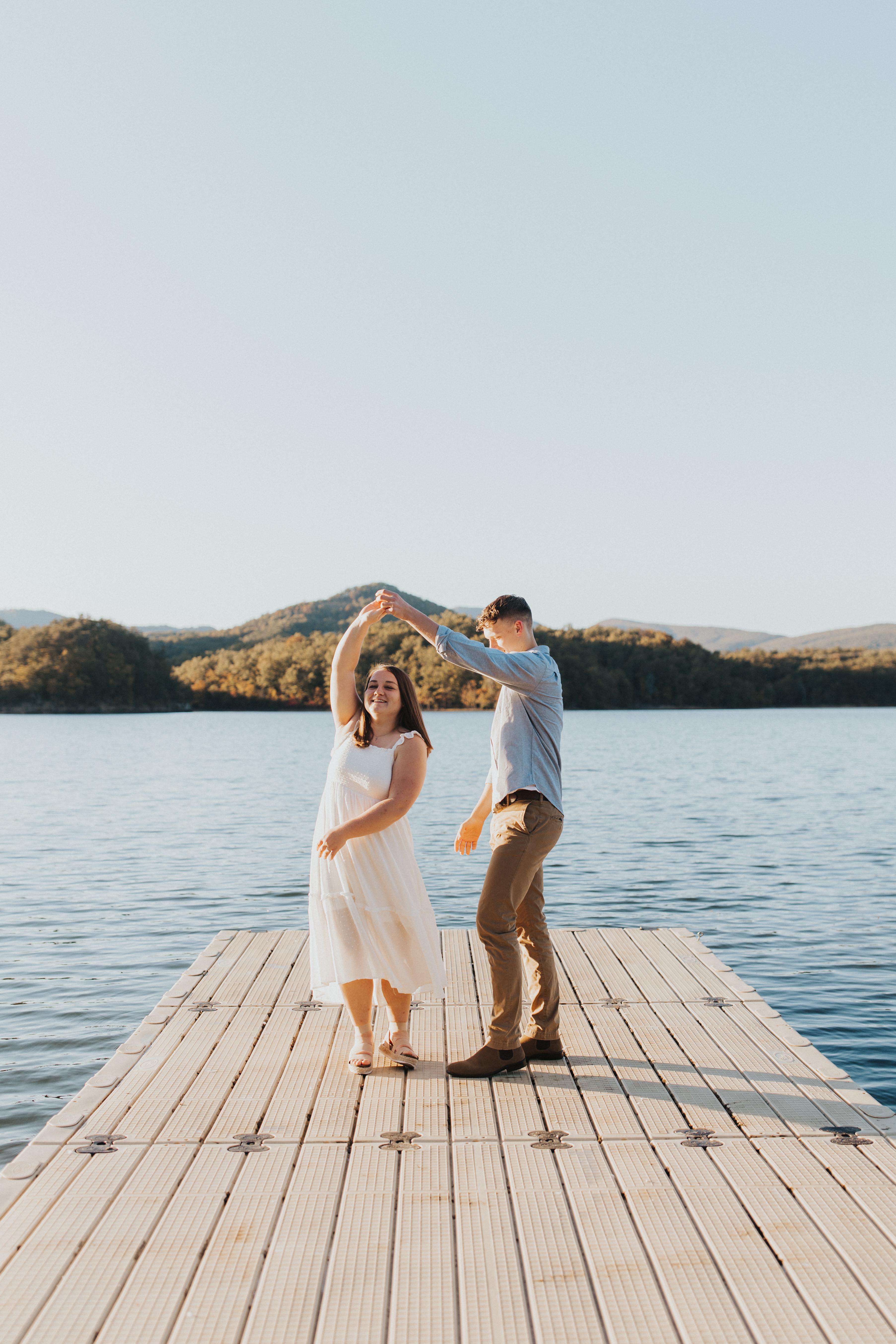 The Wedding Website of Aaron Fredricks and Katelyn Harbarth