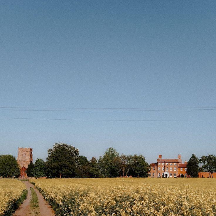 The Wedding Website of Chris Bellingham and Katy Cox
