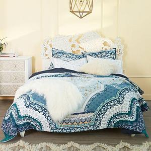 Paravel Quilt