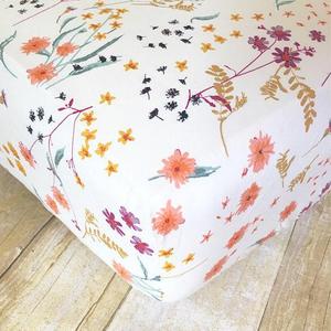 Wild Blooms Crib Sheet // Wildflower Crib Sheet // Flower Crib Sheet / Floral Nursery Bedding / Wildflower Nursery Bedding / Botanical Crib