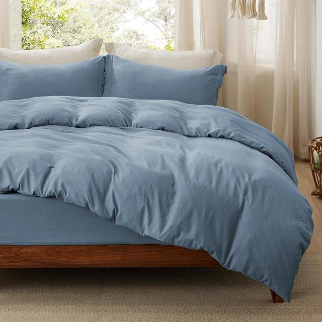 Bedsure Duvet Cover King Size with Fitted Sheet - Soft Prewashed King Duvet Cover Set, 4 Pieces, Includes 1 Duvet Cover 104x90 Inches with Zipper Closure, 2 Pillow Shams, 1 Fitted Sheet, Mineral Blue