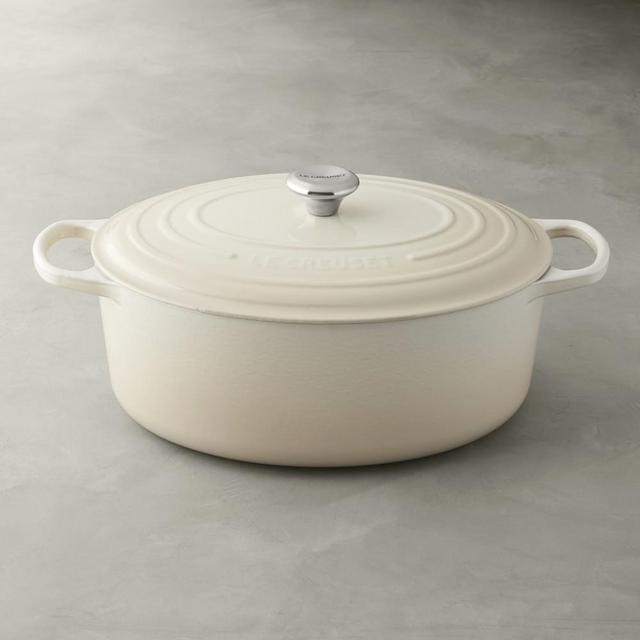 Le Creuset Signature French Oven, 9 1/2-Qt., Oval, Meringue