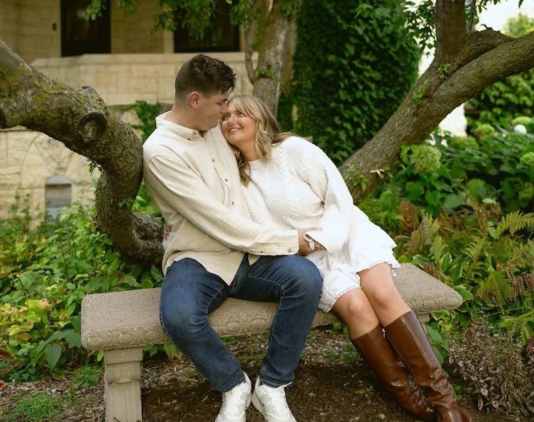 The Wedding Website of Katelyn Axelson and Tyler Houlton