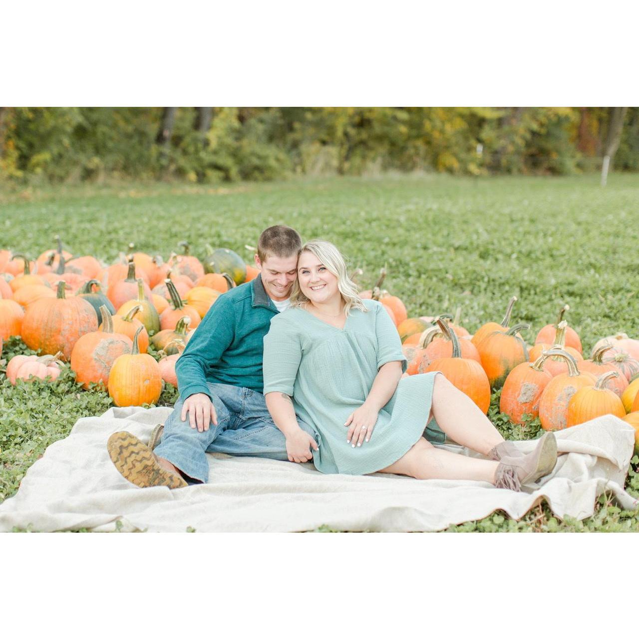 Obsessed with our pumpkin patch engagement pictures 🎃🍁🍂