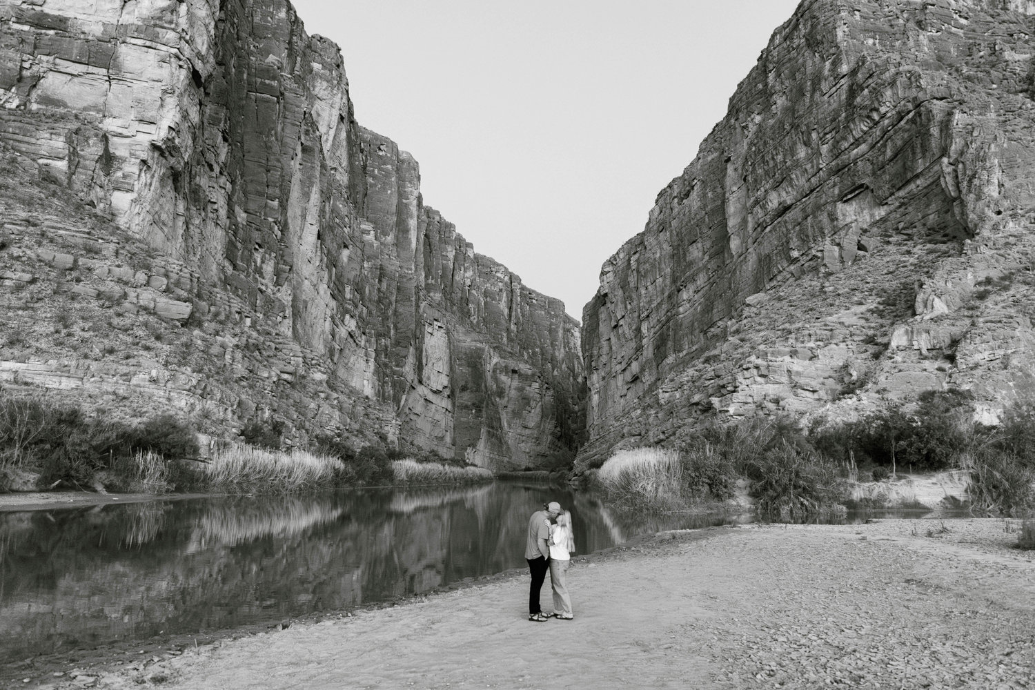 The Wedding Website of Holly Thomas and Ryan Turner