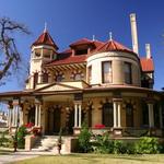 Explore the King William District