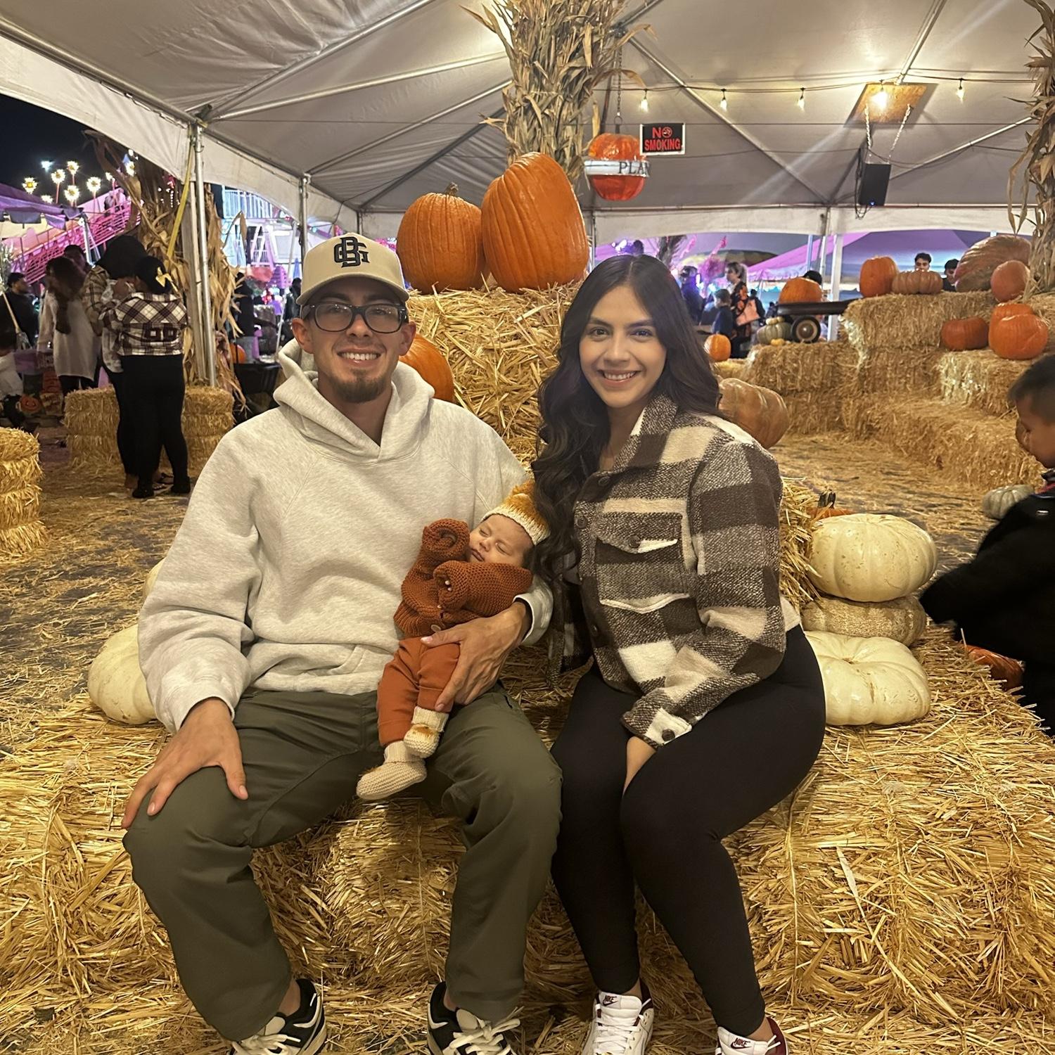 First pumpkin patch as a family of 3❤️
