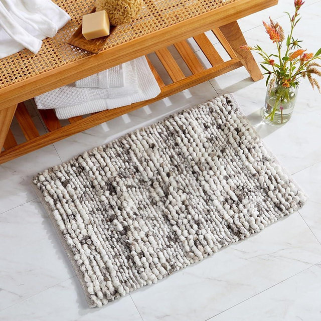Luxury Plush Bath Rugs, Ultra Soft and Absorbent Microfiber Chenille Bathroom Rugs, Bathroom Mats for Tub and Shower, 20" x 30", Grey and Brown