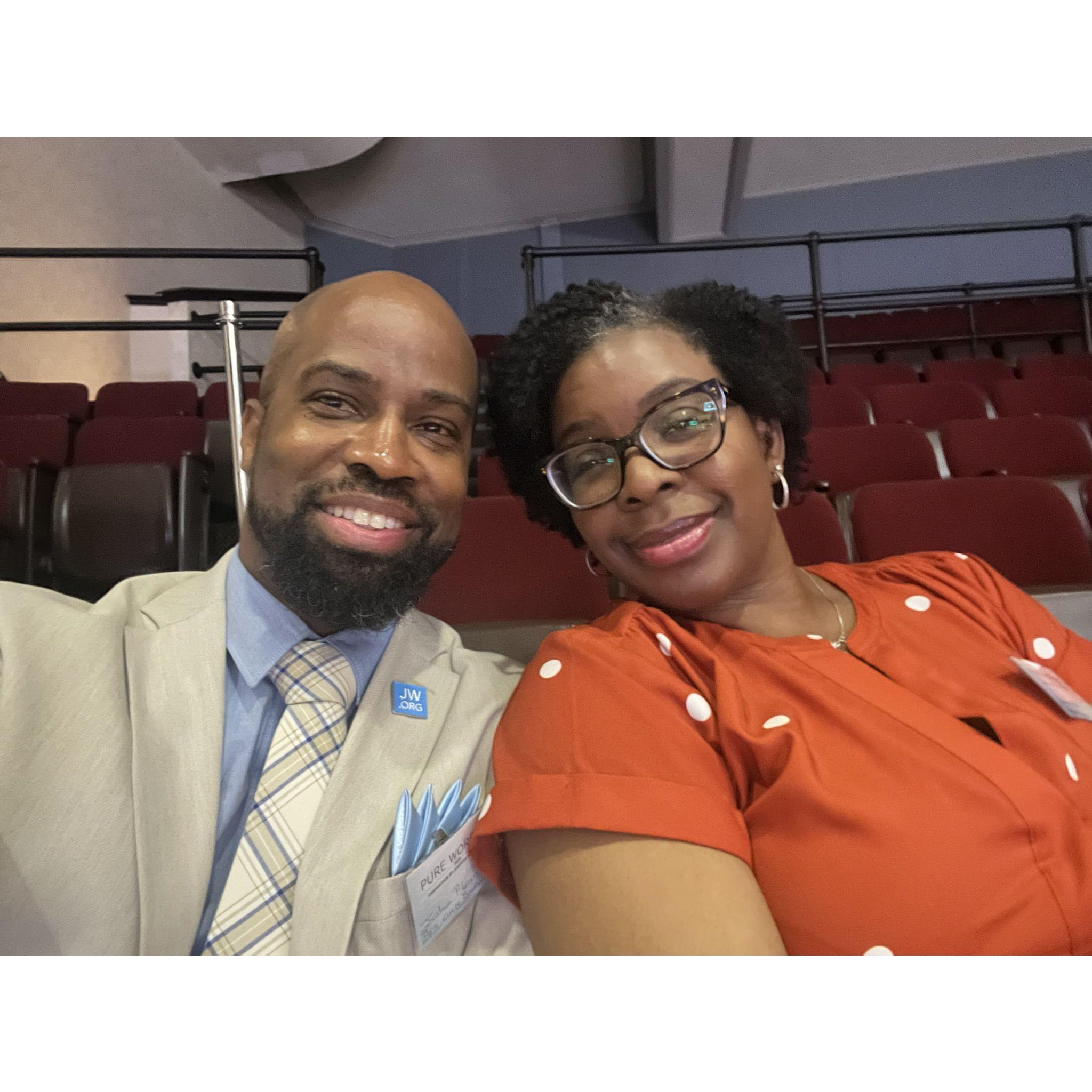 Soaking in every part of the “Pure Worship” convention—hearts full, notebooks open, and faith strengthened. 💙 #Convention2025 #SpiritualJoy #TogetherInWorship