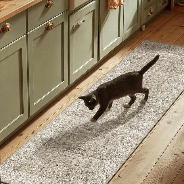 Machine Washable Kitchen Runner Rugs: 2'6"x8' Hallway Rug Stain Resistant Non Slip Low Pile Soft Carpet Runners for Hallways Indoor Entryway Kitchen Laundry Room Bedroom Bathroom Farmhouse